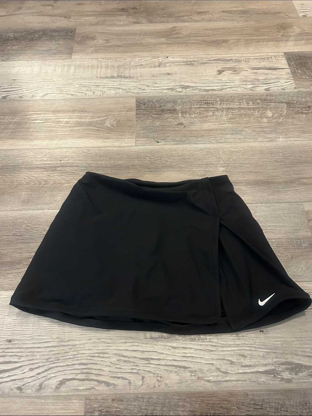 Nike Victory Straight Skirt in Black, Size S